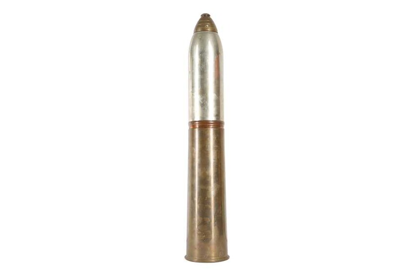 A RARE EARLY 20TH CENTURY AMERICAN NOVELTY COCKTAIL SHAKER MODELLED AS A WW1 ARTILLERY SHELL BY THE GORHAM MANUFACTURING COMPANY, AMERICA, CIRCA 1920