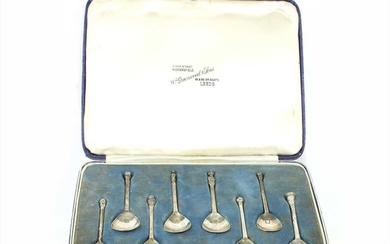 A cased set of eight silver spoons