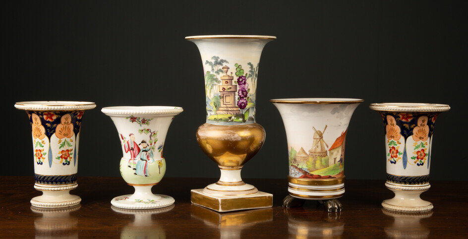 An early 19th century English porcelain campana shaped vase