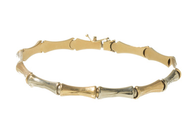 Bamboo design bracelet in gold