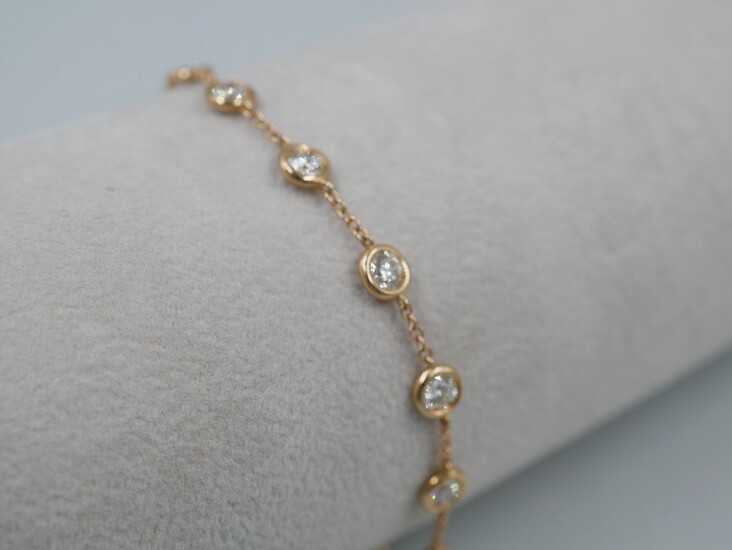 Bracelet en or jaune 18k ponctué de diamants... - Lot 80 - Copages Auction Paris