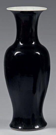 China porcelain vase. 19th century. Restored baluster shape with a monochrome black decoration called "black miror".