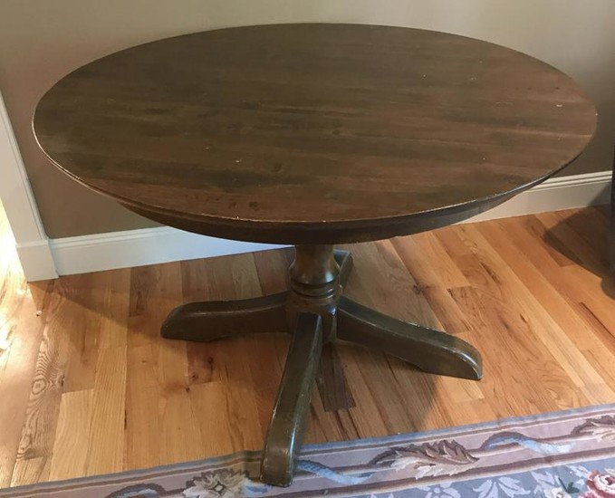 Contemporary Round Pedestal Base Dining Table