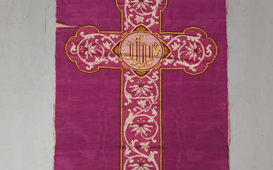 FRAGMENT OF A CHASUBLE FROM THE LATE 19TH CENTURY IN PURPLE MOIRÉ AND APPLIED CROSS.