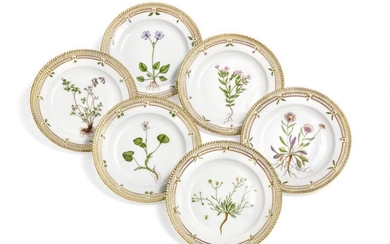 SOLD. "Flora Danica" six porcelain pastry plates. 3573. Royal Copenhagen. Diam. 19.5 cm. (6) – Bruun Rasmussen Auctioneers of Fine Art