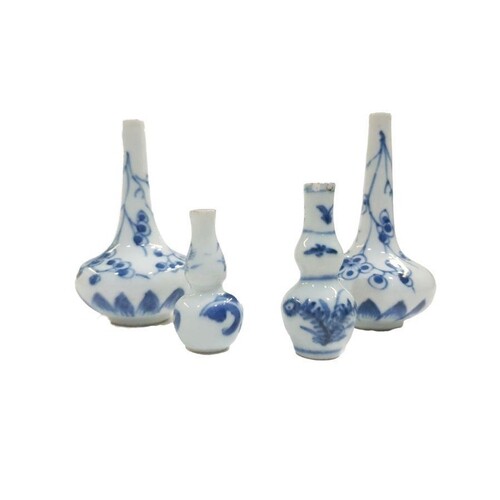 Group Of Kangxi Blue & White Bottle Vases 2 large ones 9cm t...