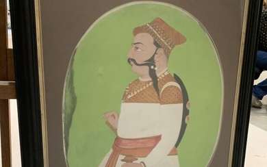 Inde du nord, probablement Jaipur, XIXe siècle Portraits de notables. Deux gouaches ovales sur papier....