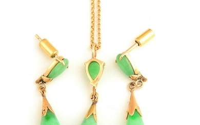 Jade, 14k Yellow Gold Jewelry Suite.