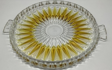 Large cake plate. Honey crystal sunburst inserts. Art Deco. Last century. Excellent state of preservation. Rare item for table setting