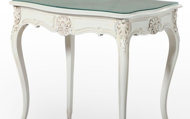 Louis XV Style Cream-Painted Serpentine Side Table, Late 20th Century