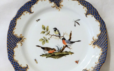 PORCELAIN PLATE, with bird decoration and gilded rim, around 1980.