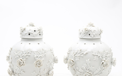 Pair of French “potpourris” in Samson “blanc de Chine” porcelain, late 19th - early 20th Century.