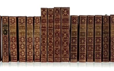RELIURE Ensemble de 20 ouvrages XVIIIe in-16 et 18 reliés plein maroquin rouge à dos lisses ornées et dorés