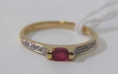 RUBY & DIAMOND RING, 18ct yellow gold ring set an oval ruby,...