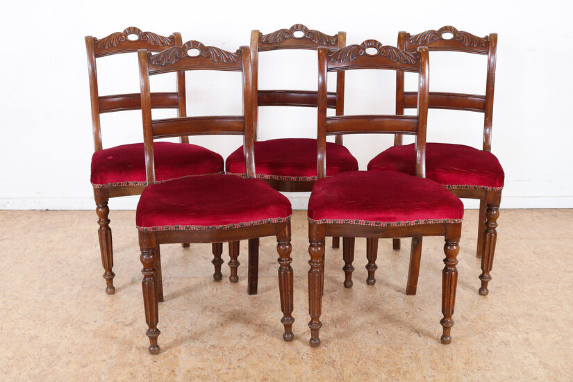 Serie van 5 mahonie Victoriaanse stoelen met rood velourse zitting,...