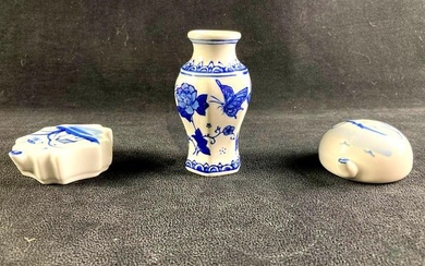 Set of (3) Small Chinese Porcelain Pieces