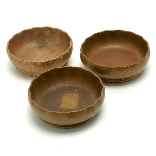 Three Tiffany Studios Bronze Scalloped Bowls 1713.
