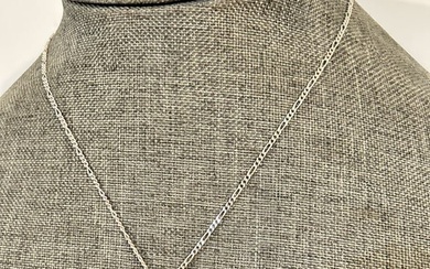 Vintage Sterling Silver mother heart pendant Necklace sz 16"