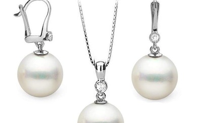 White South Sea Pearl and Diamond Bezel Pendant and Dangle Earring Set