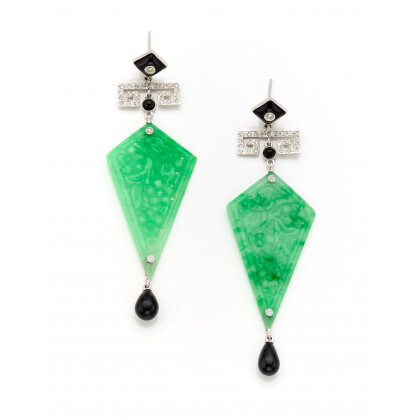 White gold pendant earrings with engraved rhombus shaped jade, finished with onyx and diamonds, g 8.60 circa net of the...