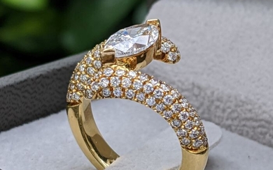 1 3/4 Carat Marquise Diamond Ring - 18 kt. Yellow gold - Ring - 2.75 ct Diamond - Diamonds