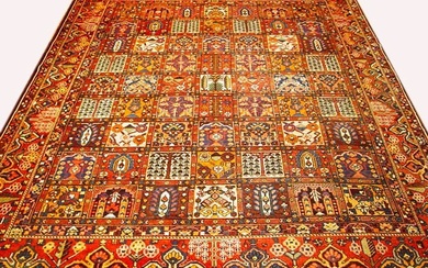 11 x 13 Multi-Color SEMI ANTIQUE Persian Bakhtiari Rug