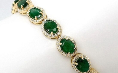 16.75ct Natural Emeralds and Diamonds - 18 kt. Yellow gold - Bracelet - ***No Reserve Price***