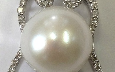 18 kt. White gold - Pendant Freshwater Pearl - Diamonds