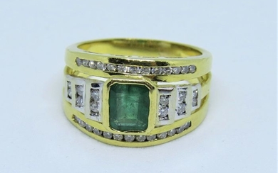 18 kt. White gold, Yellow gold - Ring - 1.30 ct Emerald - Diamonds