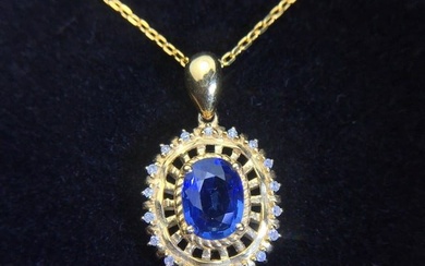 18K Yellow Gold 1.45 CT Vivid blue Sapphire & Diamond Pendant