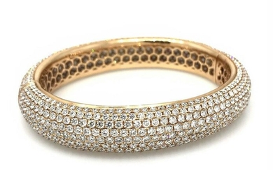 24.25 cts Diamond Pave Bangle Bracelet in 18k Rose Gold