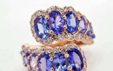 4.40 ct Violetish Blue Tanzanite & 1.20 ct Light Pink Diamond Ring - 6.98 gr - Ring - 14 kt. Rose gold Tanzanite - Diamond