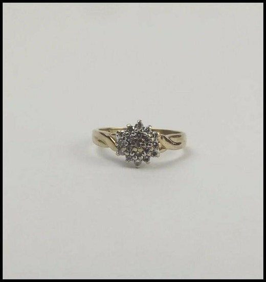 9ct Yellow Gold Diamond Flower Head Ring UK Size M US 6