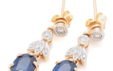 A PAIR OF 9CT GOLD SAPPHIRE AND DIAMOND STUD EARRINGS;...
