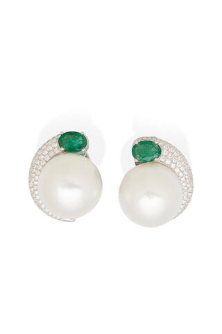 A PAIR OF EMERALD, DIAMOND AND SOUTH SEA PEARL EARRINGS
