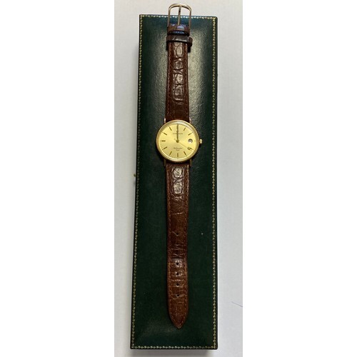 A gent's 'Sovereign' gold cased wristwatch