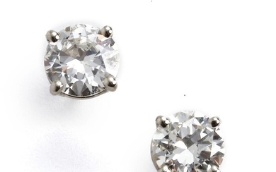 SOLD. A pair of diamond ear studs each set with an old-cut diamond weighing a total of app. 2.01 ct., mounted in 14k white gold. J-K/VS. (2) – Bruun Rasmussen Auctioneers of Fine Art