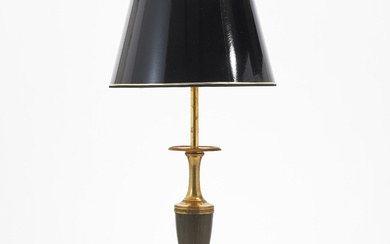 A table lamp, 18th/20th century, Empire style, partly patinated brass.