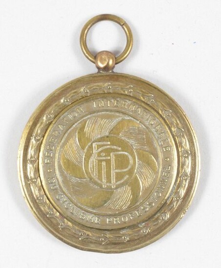 Bronze medal won by Freddy Maertens at the 1976-1977 European Winter Championships.