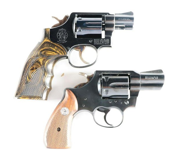 (C) LOT OF TWO: SMITH & WESSON 10-7, 2 INCH, & COLT