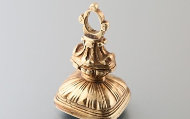 Cachet pendentif en or jaune 585 millièmes... - Lot 81 - Vasari Auction