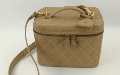 Chanel - Vanity Travel bag