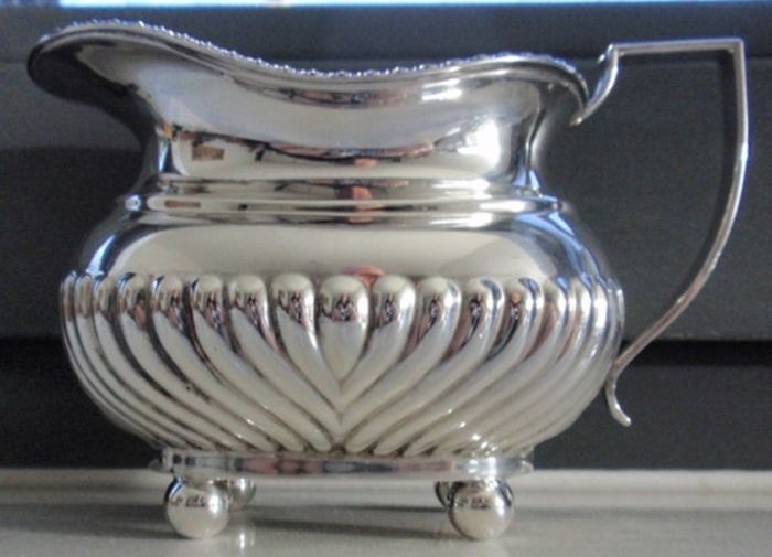 Cream bowl, Milk jug (1) - .925 silver - Barker Brothers (Herbert Edward Barker & Frank Ernest Barker) - U.K. - Early 20th century