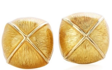 David Webb Enamel 18K Yellow Gold Dome Clip On Earrings