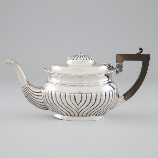Edwardian Silver Teapot, Williams Ltd., Birmingham, 1906