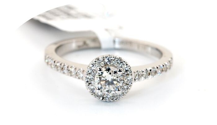 Halo diamond ring with Ideal diamonds - 14 kt. White gold - Ring - 0.30 ct Diamond - Diamonds
