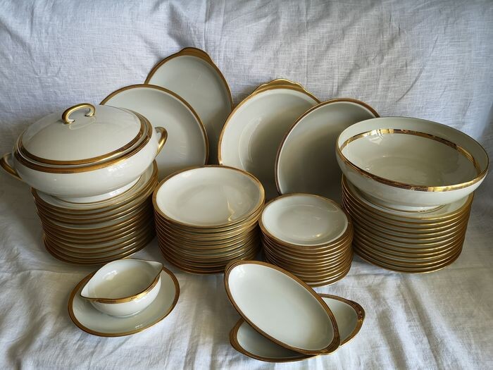 Limoges - Porcelainerie de la Haute Vienne Gold rim table service (24 people max) (57) - Porcelain