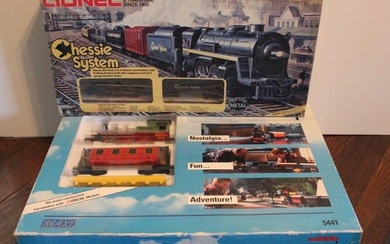 MARKLIN AND LIONEL TOY TRAIN SETS IN ORIG. BOXES