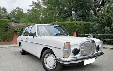 Mercedes-Benz - 200 D (turbo)W115- 1973