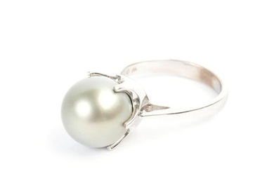 Mikimoto Cultured Pearl, 18k White Gold Ring.